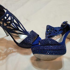 Gianni Bini size 9.5, sparkling beaded blue dressy heels with glittery outsoles